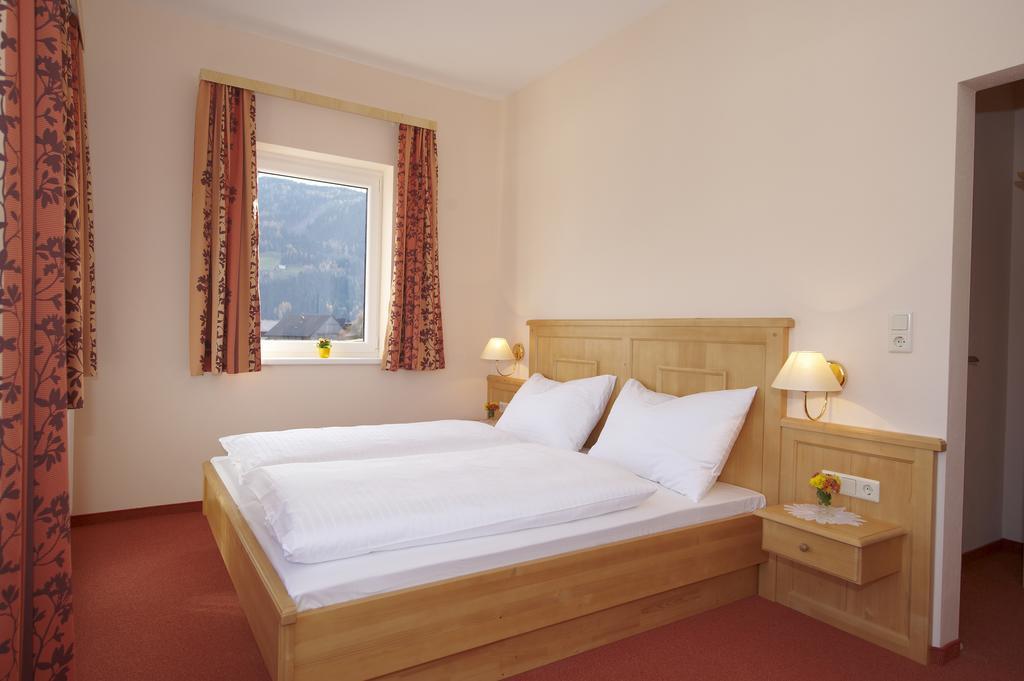 Hotel Pariente Schladming Bagian luar foto