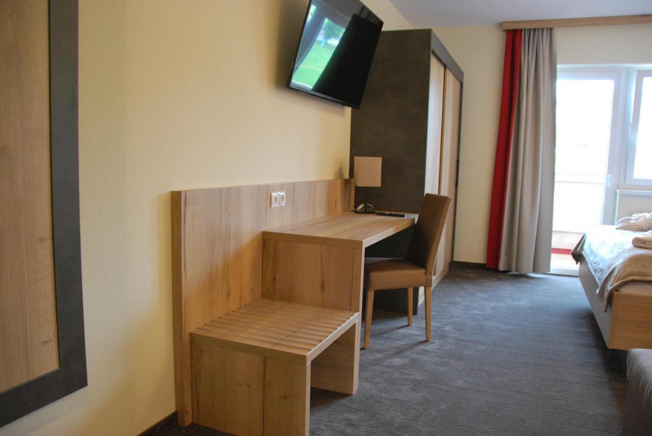 Hotel Pariente Schladming Bagian luar foto